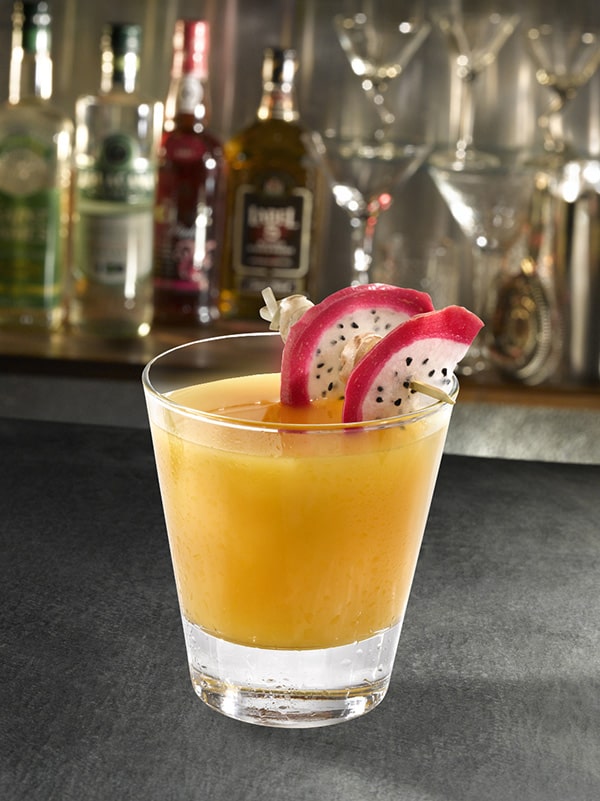 cocktail ginger island décoration avec fruit du dragon