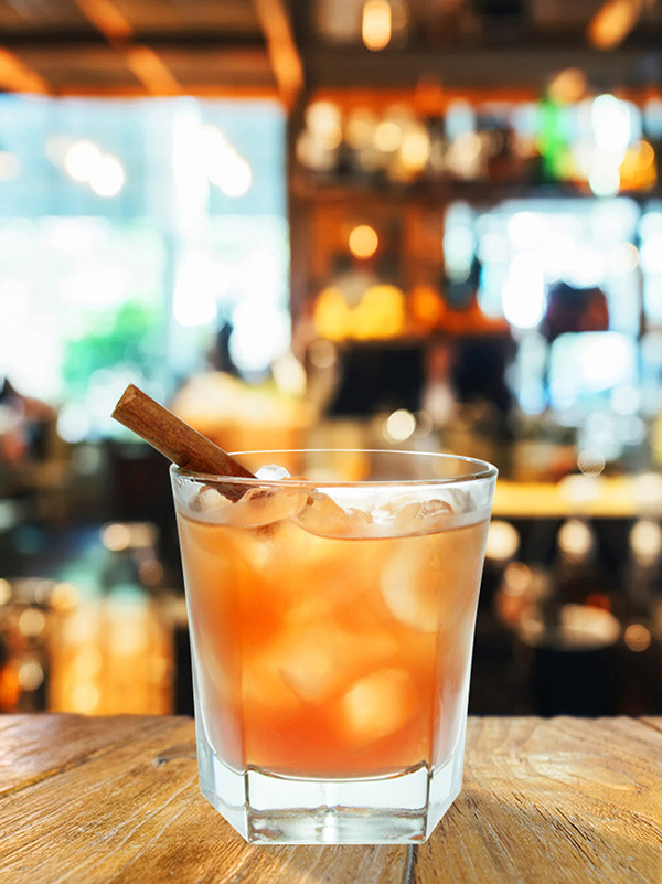 Old Treacle, recette cocktail Old Treacle Destination Cocktails