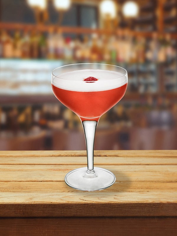 Cocktail red rose avec mousse et framboise