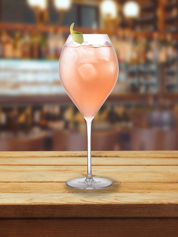 Cocktail sans alcool milady verre à pied