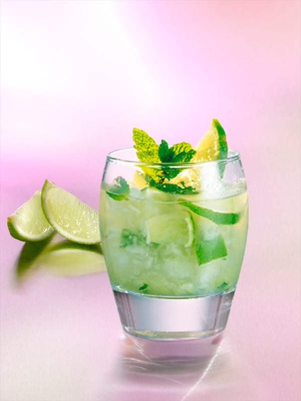 cocktail caipiroska citron et menthe vodka