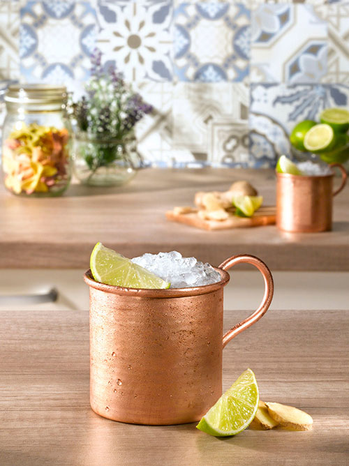 cocktail moscow mule citron verre mug jar glace pilée 