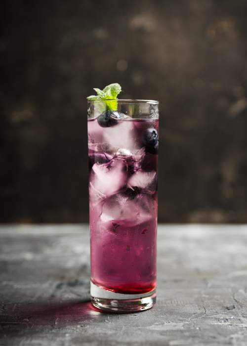 Cocktail verre long vodka et violette
