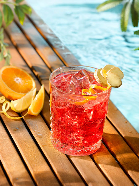 cocktail virgin spritz orange bord piscine