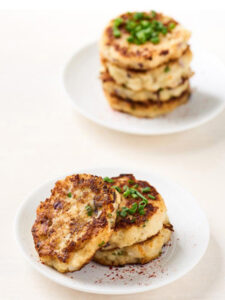 Palets de cabillaud comme un accras au piment d'espelette