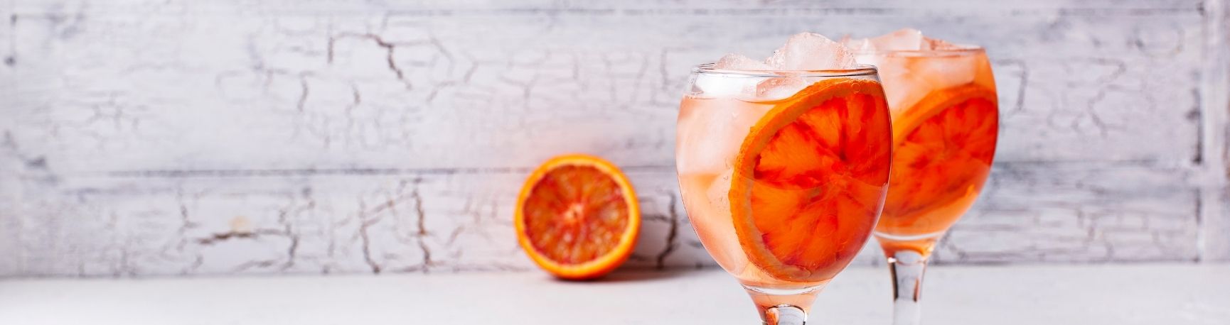 Cocktail rouge/orange italien verre à pied