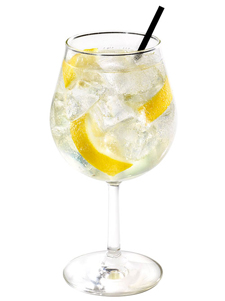 cocktal gin tonic yuzu