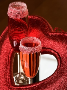 Givrer son verre à cocktail pour la Saint-Valentin
