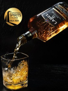 Médaille d'or pour le Label 5 Classic Black au ISC