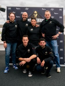 Jury The Bartenders Society 2026 avec Matthias Giroud, Mélanie Serre, Pierre Munier, Stephen Martin, Jérémy Lauilhé et Benoît Guérin lors de la finale à Bordeaux